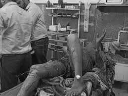 युवक ने एसपी ऑफिस के सामने पेट्रोल छिड़ककर आत्मदाह का प्रयास, फुटेज में देंखे 80% झुलसा