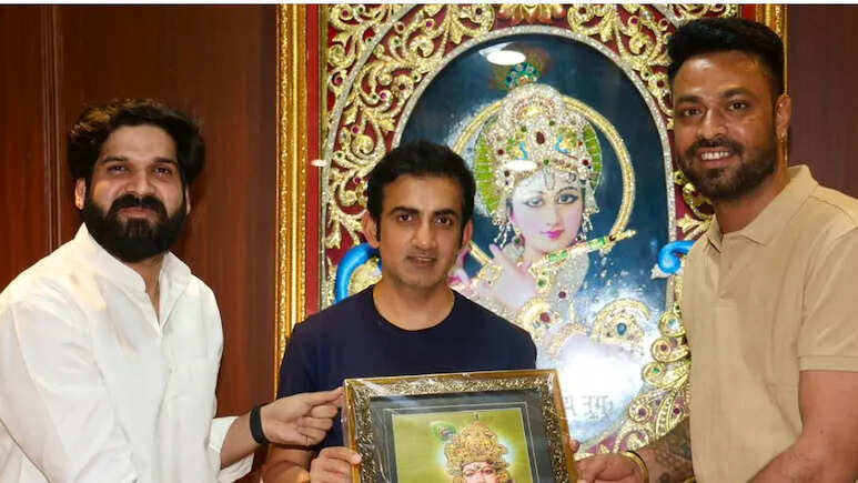 गौतम गंभीर ने खाटू श्याम जी मंदिर में किए दर्शन, टीम इंडिया के उज्ज्वल भविष्य के लिए मांगी प्रार्थना