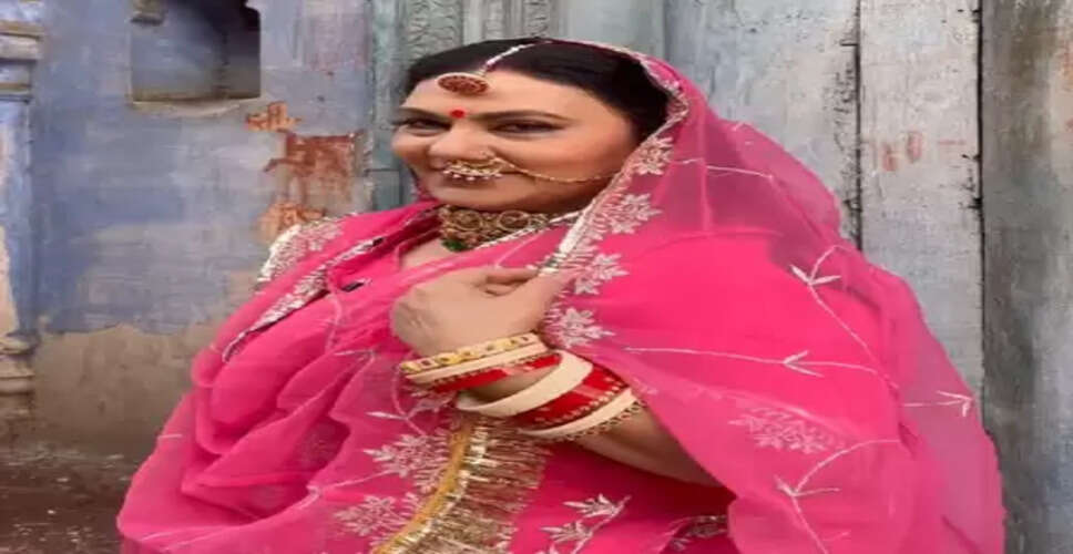 'सीता' से 'ठकुराइन' बनी दीपिका चिखलिया ने फैंस को कराया शूटिंग सेट का टूर