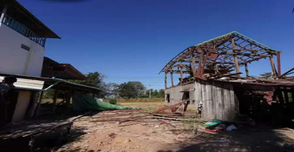 थाईलैंड-कंबोडिया सीमा वार्ता दूसरे दिन भी जारी, हालात में सुधार