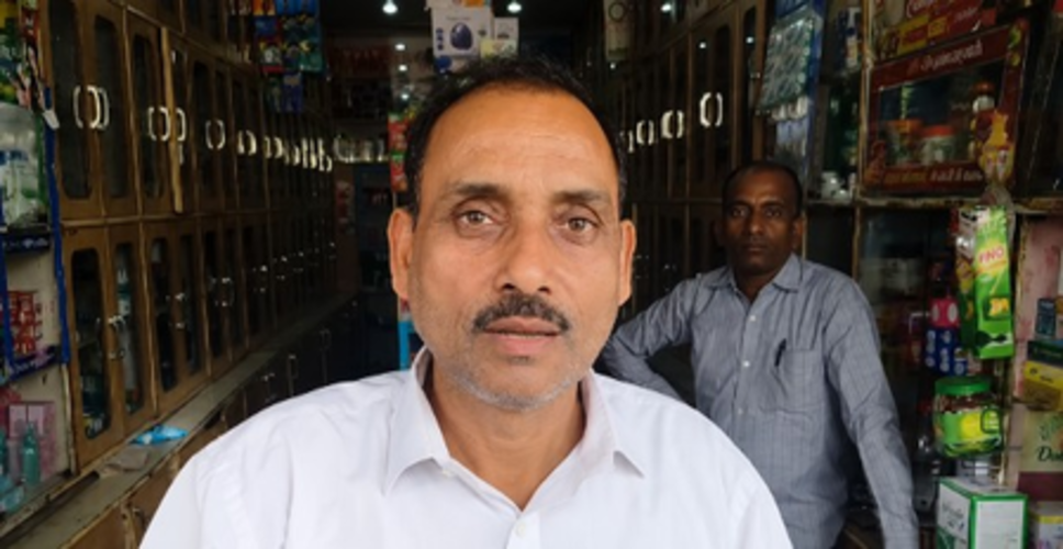 बिना डॉक्टर की पर्ची के नहीं मिलेगी कफ सिरप, दिल्ली के केमिस्टों ने सरकार के फैसले का किया स्वागत