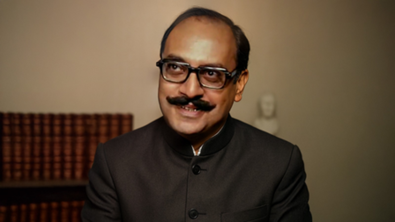 हंसाया भी, जगाया भी और सत्ता को ललकारा भी... ऐसे थे उत्पल दत्त
