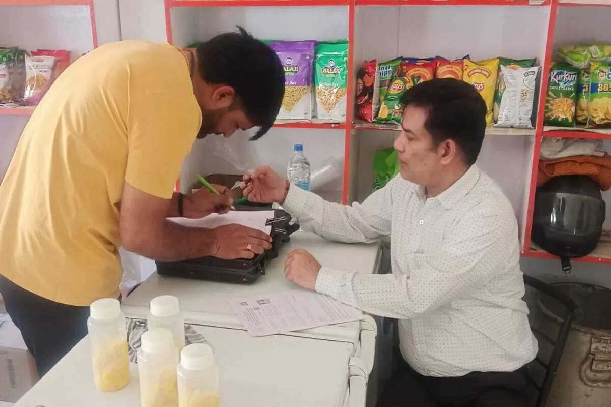 त्योहारों से पहले सक्रिय हुआ स्वास्थ्य महकमा, होली को देखते हुए खाद्य नमूनों की जांच शुरू