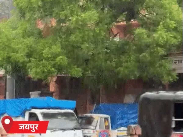 राजस्थान में बारिश का दौर जारी, जयपुर-सीकर समेत कई जिलों में बरसे बादल; भरतपुर में स्कूलों की छुट्टी