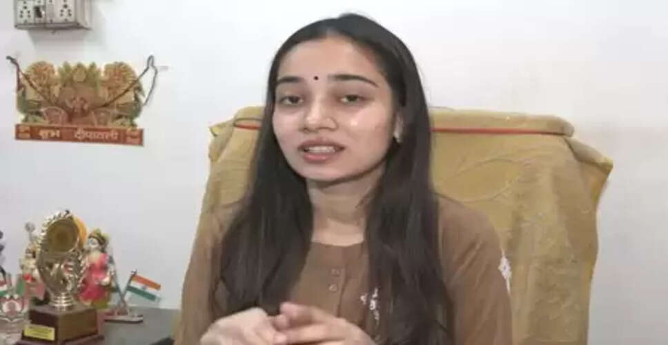 बीएमसी चुनाव: सिर्फ 22 साल की उम्र में पार्षद बनीं कशिश फुलवरिया, क्या है आगे का प्लान