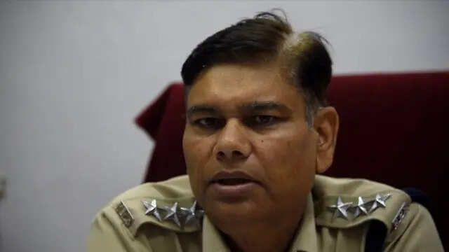 बीजेपी पार्षद पर जानलेवा हमला, वीडियो में देंखे लाठी-सरियों से तोड़ दिए हाथ-पैर; अस्पताल में भर्ती