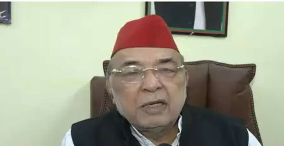 कुमारस्वामी के स्कूली पाठ्यक्रम में भगवद गीता शामिल करने की मांग का सपा विधायक ने किया समर्थन