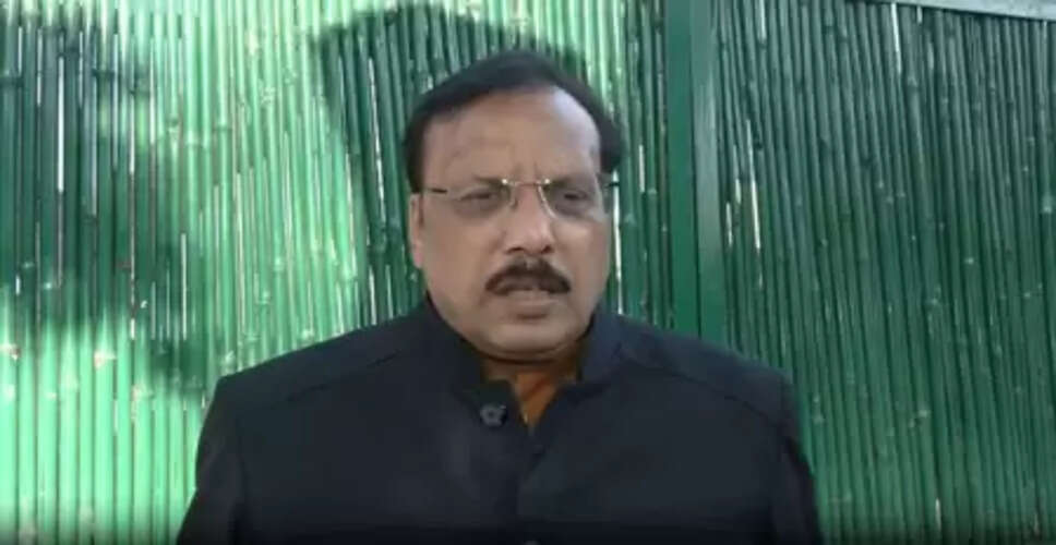 कुलदीप सेंगर की जमानत के बाद सपा ने पीड़िता की सुरक्षा को खतरा बताया, सीएम योगी से संज्ञान लेने की अपील