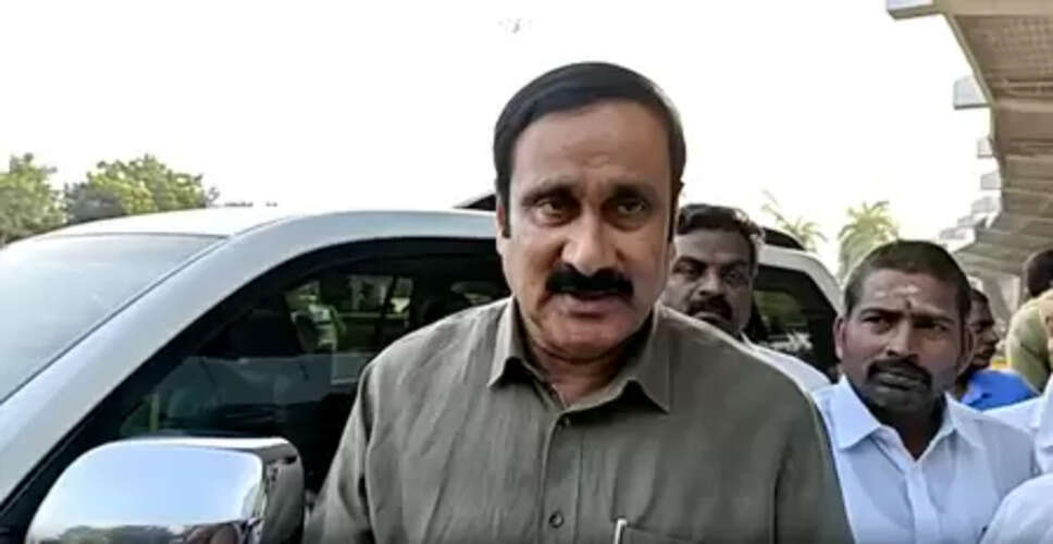 पीएमके नेता अंबुमणि का डीएमके पर हमला, बोले- फर्जी वोटिंग में पीएचडी कर चुकी है सत्तारूढ़ पार्टी