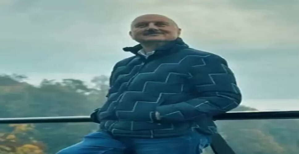 अनुपम खेर ने शेयर की 2016 की यादें, सतीश कौशिक को याद कर हुए भावुक