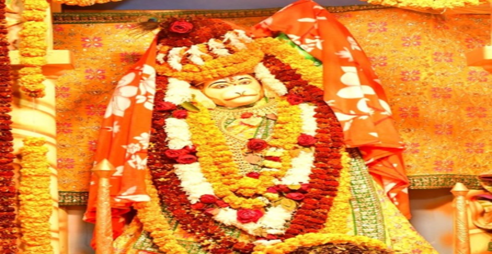 400 साल पुराना देवरिया का सिद्धपीठ हनुमान मंदिर, यहां भक्तों की हर मुराद होती है पूरी