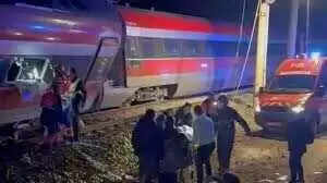स्पेन में ट्रेन हादसा, कॉर्डोबा में ट्रेन पटरी से उतरी, फुटेज में देंखे 39 की मौत, 73 घायल