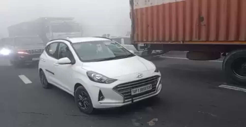 घने कोहरे के चलते यातायात पुलिस ने जारी की विशेष निर्देशिका, एक्सप्रेस-वे और एलिवेटेड रोड पर घटाई गई रफ्तार