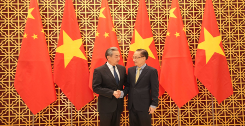 वांग यी ने वियतनामी विदेश मंत्री से मुलाकात की