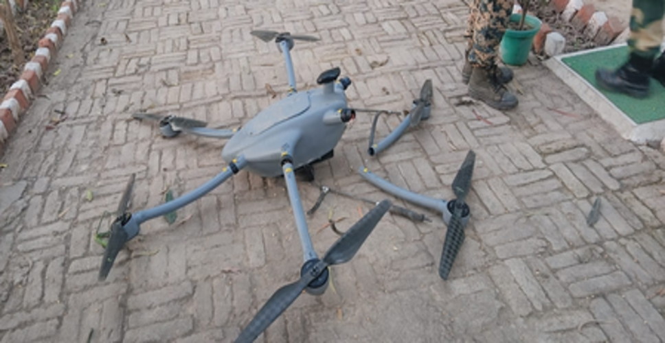 पंजाब पुलिस-बीएसएफ संयुक्त ऑपरेशन में पाकिस्तान ड्रग नेटवर्क ध्वस्त, 24.5 किलो हेरोइन और ड्रोन बरामद, तीन गिरफ्तार