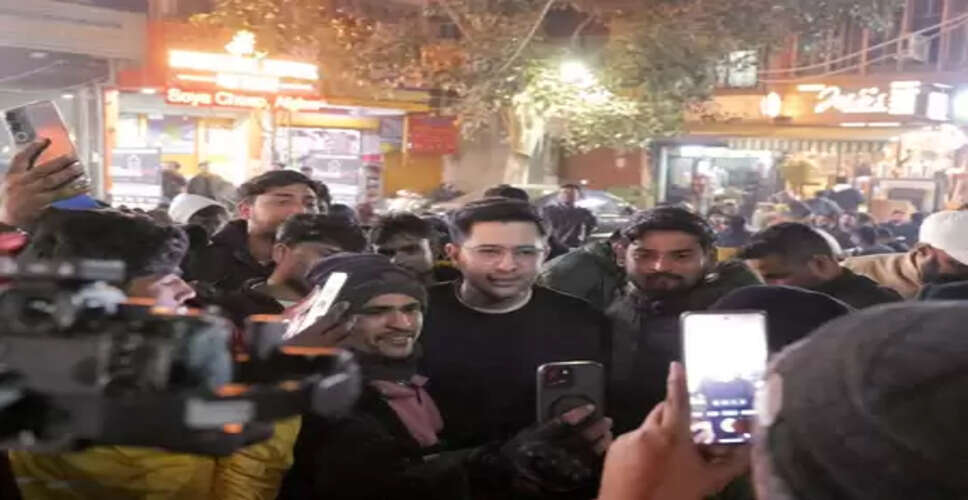 &lsquo;आप&rsquo; सांसद राघव चड्ढा ने की केंद्र की तारीफ, कहा- सरकार ने गिग वर्करों की समस्या को सुलझाया