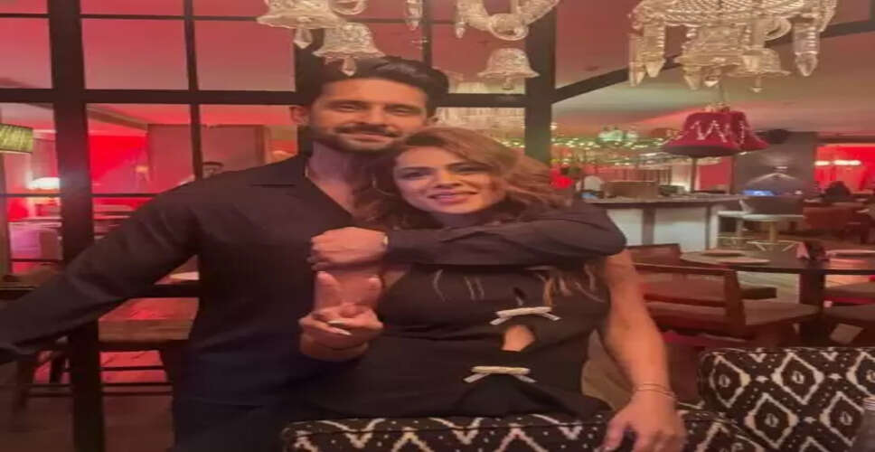 निया शर्मा ने खास अंदाज में किया रवि दुबे को बर्थडे विश, शेयर कीं पार्टी की इनसाइड तस्वीरें