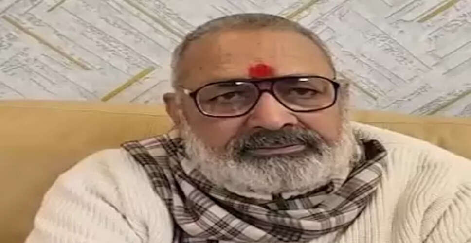 मुस्लिम वोट पाने के लिए ममता बनर्जी बांग्लादेशियों का समर्थन कर रही हैं : गिरिराज सिंह