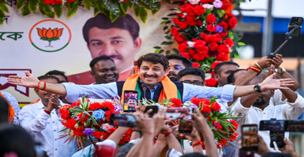 जंगीपुर विधानसभा में सांसद मनोज तिवारी ने किया प्रचार, जनता से डबल इंजन सरकार लाने की अपील