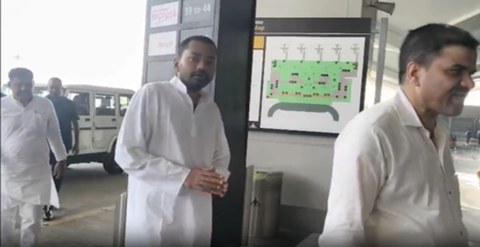 मुजफ्फरपुर अग्निकांड पर बिहार के स्वास्थ्य मंत्री निशांत ने साधी चुप्पी, विपक्ष ने उठाए सवाल