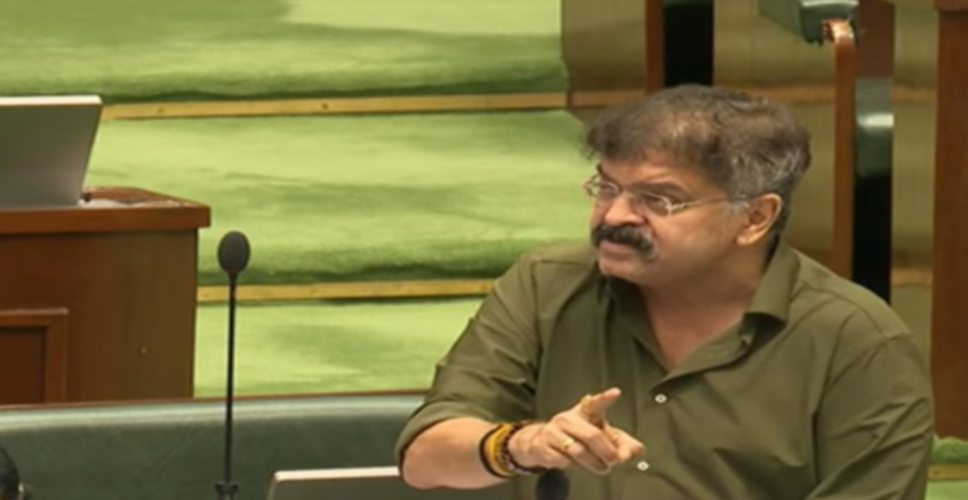 जितेंद्र आव्हाड ने खरात के जरिए सीएम को कमजोर करने की कोशिश का लगाया आरोप