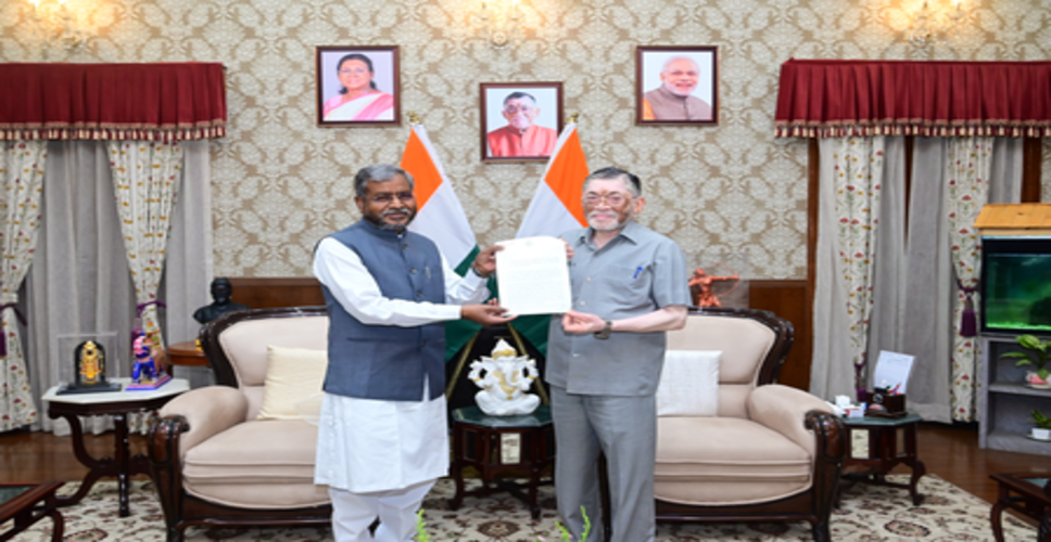 'झारखंड में शराब घोटाले की सीबीआई जांच हो', बाबूलाल मरांडी ने राज्यपाल से की मांग