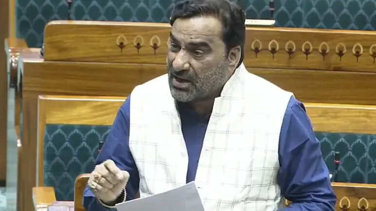 संसद में उठा गुटका-पान मसाला का मुद्दा, बेनीवाल बोले- प्रचार करने वाले अभिनेताओं के पुरस्कार वापस लिये जाएं