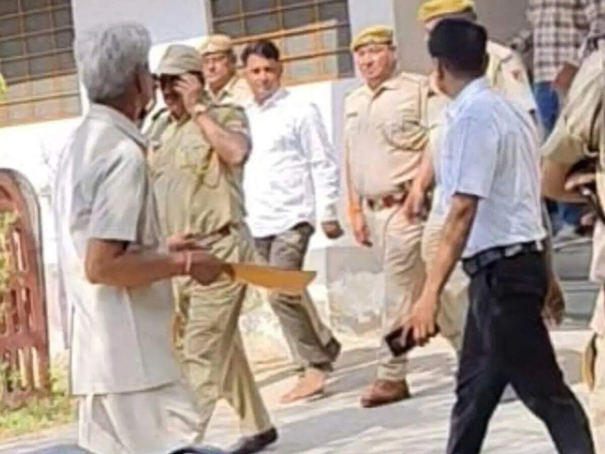 नरेश मीणा को सता रहा जान का खतरा, वीडियो देखें कोर्ट में पेशी के बाद कहा-वहां अंदर हथियार थे