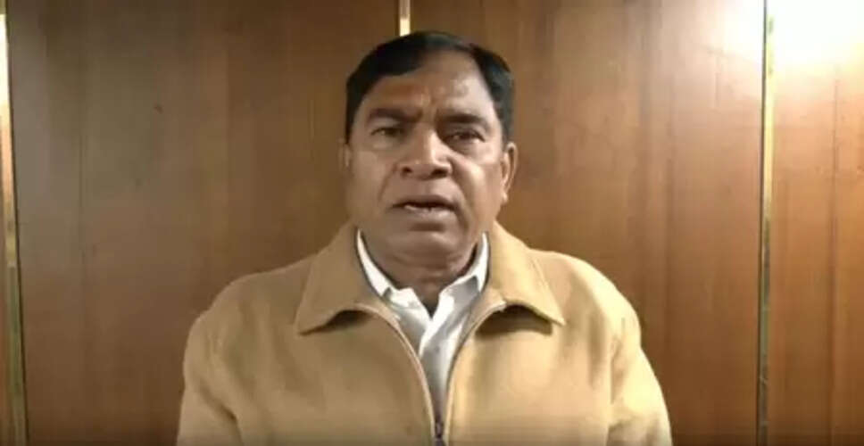 मणिशंकर अय्यर कौन होते हैं केंद्र सरकार को पाठ पढ़ाने वाले: योगेंद्र चंदोलिया