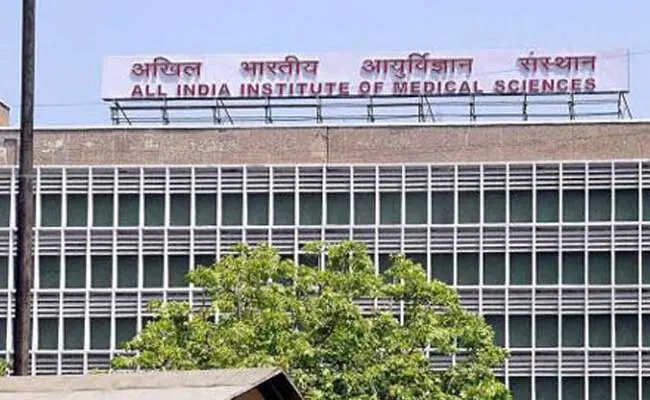 हाईकोर्ट का अहम फैसला: दिव्यांग मेरिट टॉपर छात्रा को मिलेगा MBBS में प्रवेश