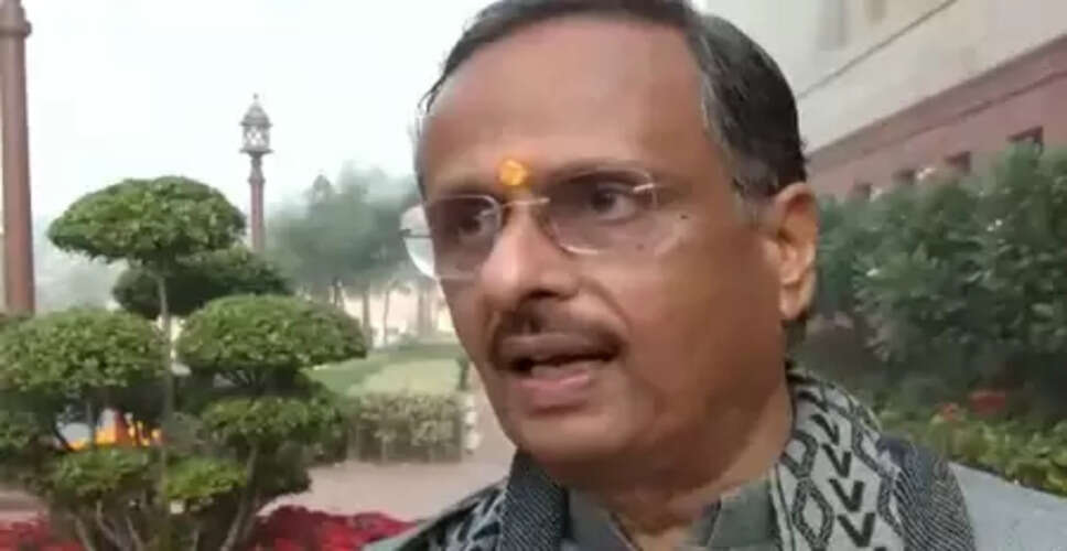 गलत भाषा का प्रयोग करने वाले बर्बादी की ओर बढ़ रहे हैं: दिनेश शर्मा