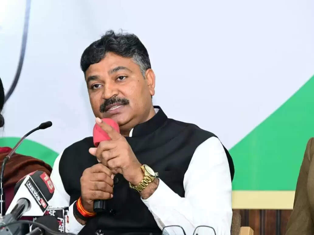 'मुंह में राम बगल में छुरी' जूली बाले मनरेगा को खत्म करने की हो रही साजिश, फुटेज मे देखें नाम बदलकर ‘जी राम जी’ करने पर साधा निशाना