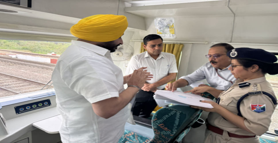 केंद्रीय मंत्री रवनीत बिट्टू धमाके वाली जगह पर पहुंचे, कहा-पंजाब को अस्थिर करना चाहते हैं उपद्रवी