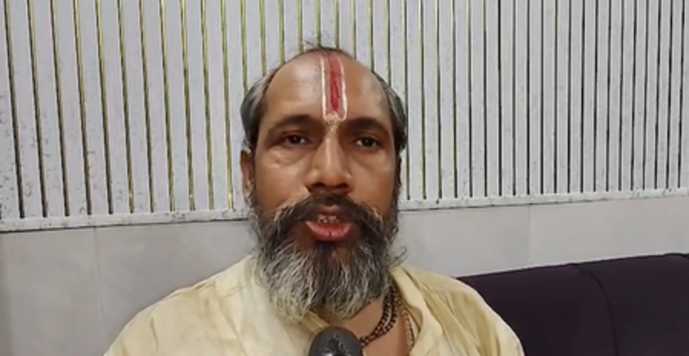 पशुपति सील विवाद: ऑड्रे ट्रुश्के के दावे पर अयोध्या के साधु-संत नाराज, बोले- अमेरिका मांगे माफी