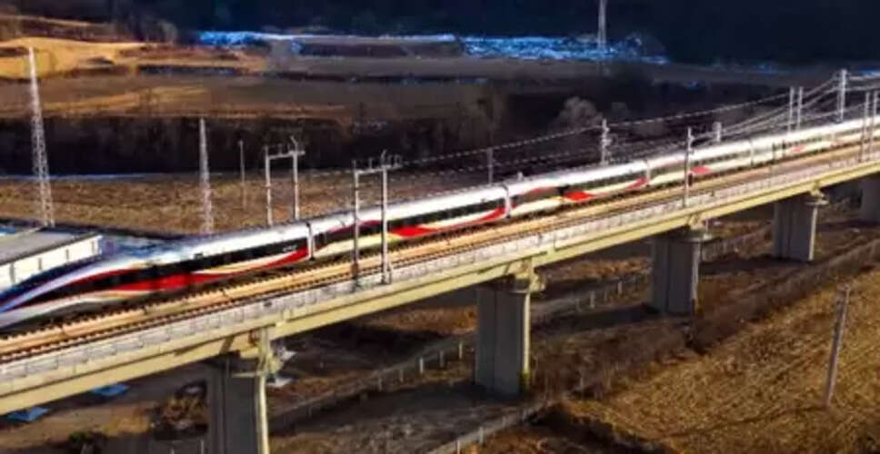 शीआन-यानआन हाई-स्पीड रेलवे आधिकारिक तौर पर परिचालन के लिए खुली