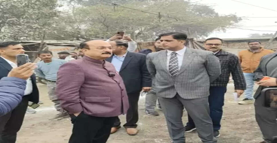 दिल्ली: मंत्री आशीष सूद ने स्वच्छता व्यवस्था का किया निरीक्षण, कूड़ा घरों के स्थानांतरण के दिए निर्देश