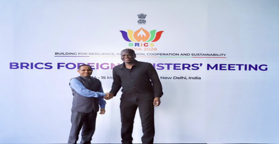 ब्रिक्स विदेश मंत्रियों की बैठक के लिए भारत पहुंचे दक्षिण अफ्रीका के मंत्री रोनाल्ड लामोला