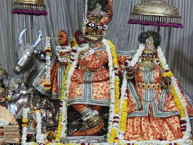 जयपुर जन्माष्टमी पर गोविंददेवजी मंदिर में सुरक्षा के खास इंतजाम, वीडियो में जाने श्रद्धालुओं से मेट्रो से आने की अपील