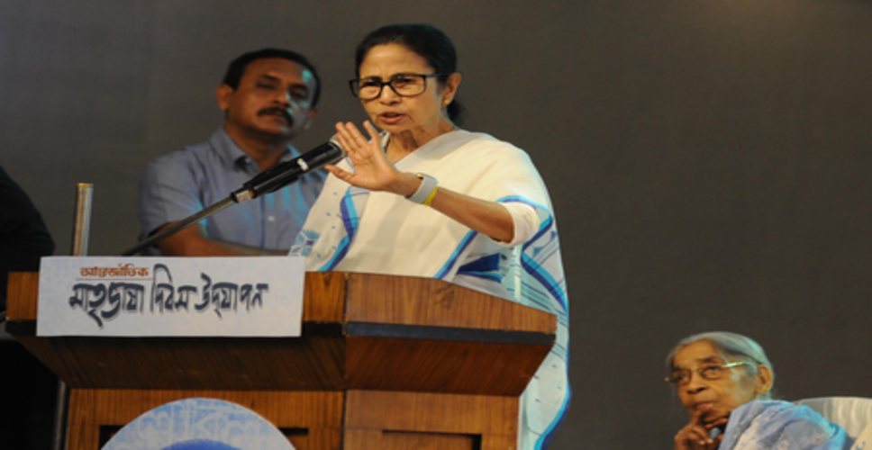 ममता बनर्जी ने केरलम नाम पर बधाई दी, पश्चिम बंगाल को 'बांग्ला' नाम न मिलने पर केंद्र सरकार को घेरा