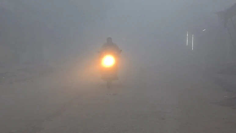 राजस्थान में ठंड ने छूडाई 'धूजनी', माउंट आबू में पारा 3 डिग्री पहुंचा, जानें कैसा रहेगा आने वाले दिनों में मौसम का हाल