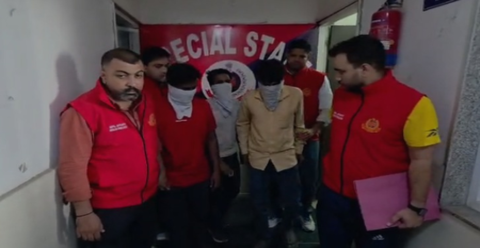 पूर्वी दिल्ली पुलिस ने किया एमडीएमए तस्करी नेटवर्क का भंडाफोड़, ड्रग्स के साथ तीन तस्कर गिरफ्तार