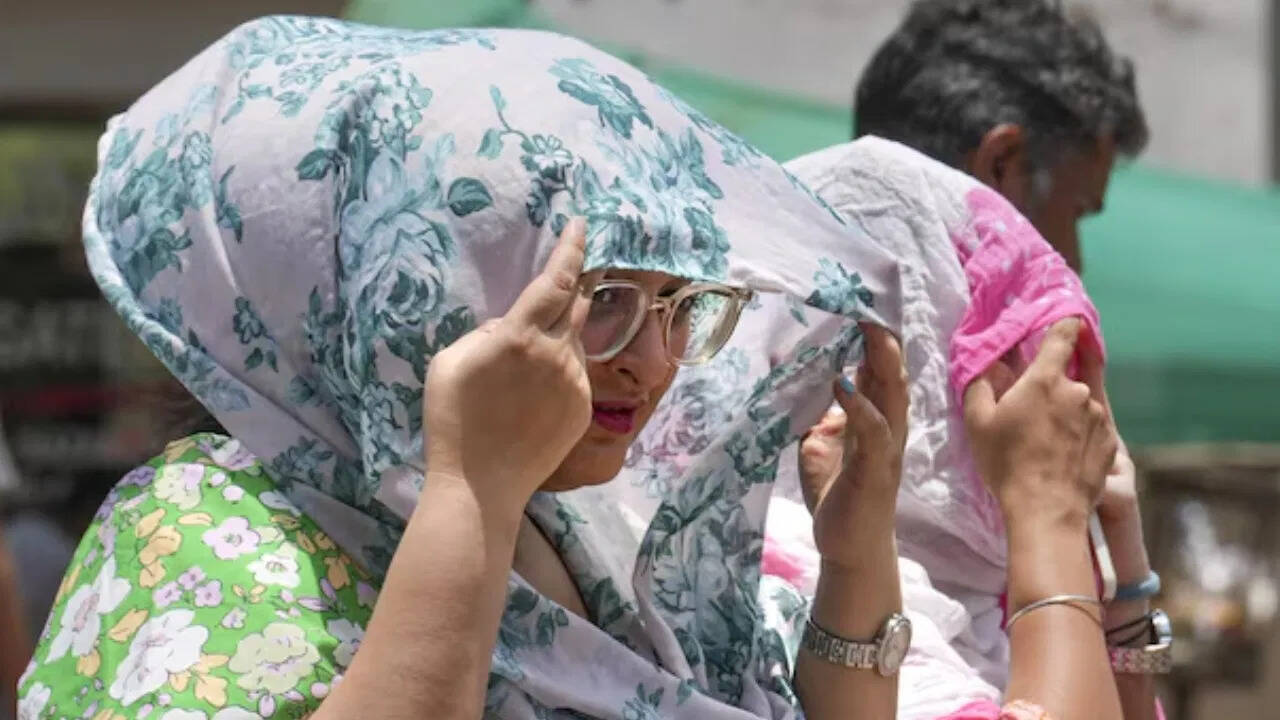 राजस्थान में गर्मी ने पकड़ी रफ्तार, जयपुर समेत कई शहरों में पारा 40 के पार; हीटवेव का यलो अलर्ट जारी