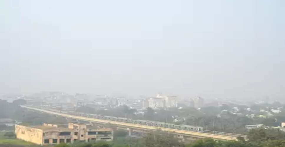 दिल्ली-एनसीआर : सर्दी, कोहरा और प्रदूषण के तिहरे संकट की मार, एक्यूआई 400 के पार