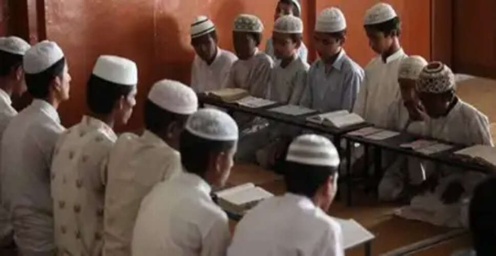 मदरसा शिक्षा के नाम पर समाप्त हुई वोटों की राजनीति