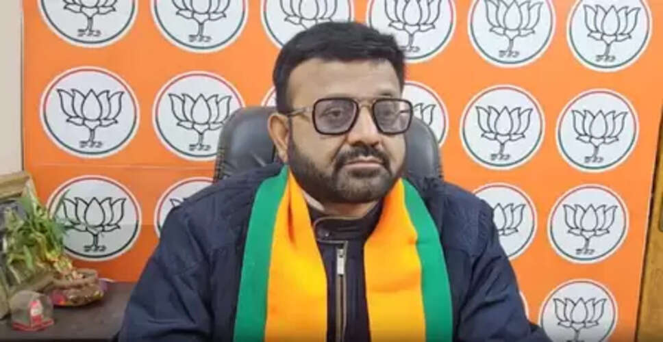 'भाजपा में आम कार्यकर्ता को भी बराबर की इज्जत, कांग्रेस में गांधी परिवार का आशीर्वाद जरूरी', प्रतुल शाहदेव बोले