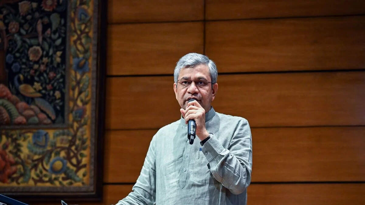 जयपुर भाजपा कार्यालय बिजली गुल मामला: वीडियो में जाने सस्पेंड कर्मचारी ने अधिकारियों पर लगाए गंभीर आरोप