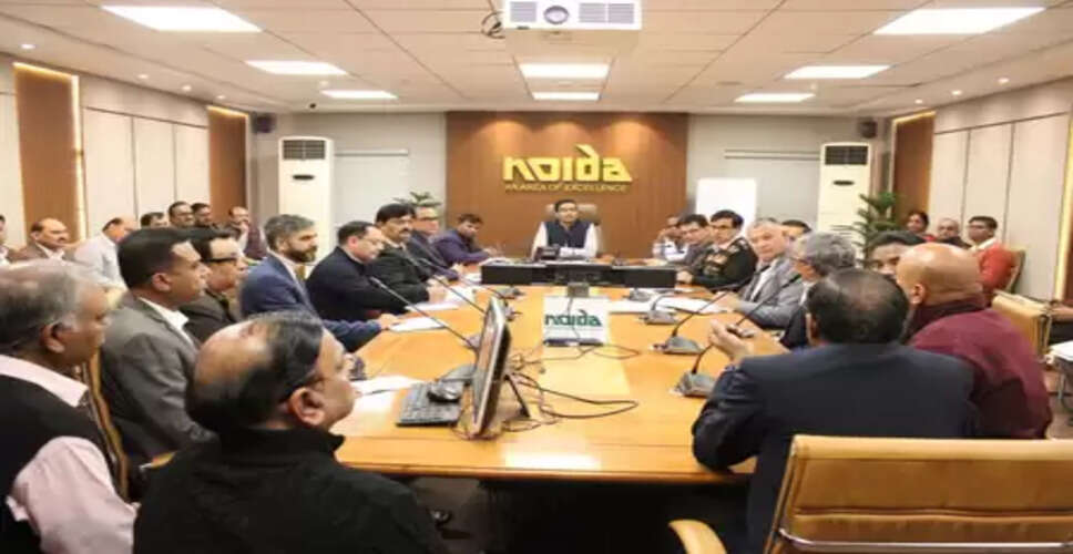 खराब वायु गुणवत्ता पर नोएडा प्राधिकरण सख्त, ग्रेप-4 के पालन को लेकर सीईओ ने ली अहम बैठक