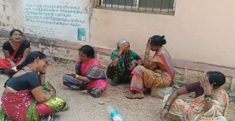 कर्नाटक : रायचूर में नकली डॉक्टर के इंजेक्शन से 15 वर्षीय छात्रा की मौत, सदमे में माता-पिता