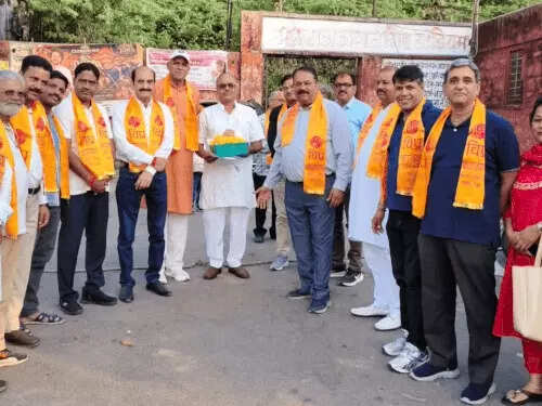 जयपुर में निकली देव आमंत्रण परिक्रमा, मोतीडूंगरी गणेश जी को दिया परशुराम आगमन उत्सव का न्योता; 20 अक्टूबर तक चलेगा अभियान