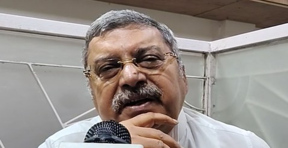 अभिषेक बनर्जी के रवैये से आहत टीएमसी सांसद कल्याण बनर्जी बोले, ममता दी दोनों में से किसी एक को चुनें